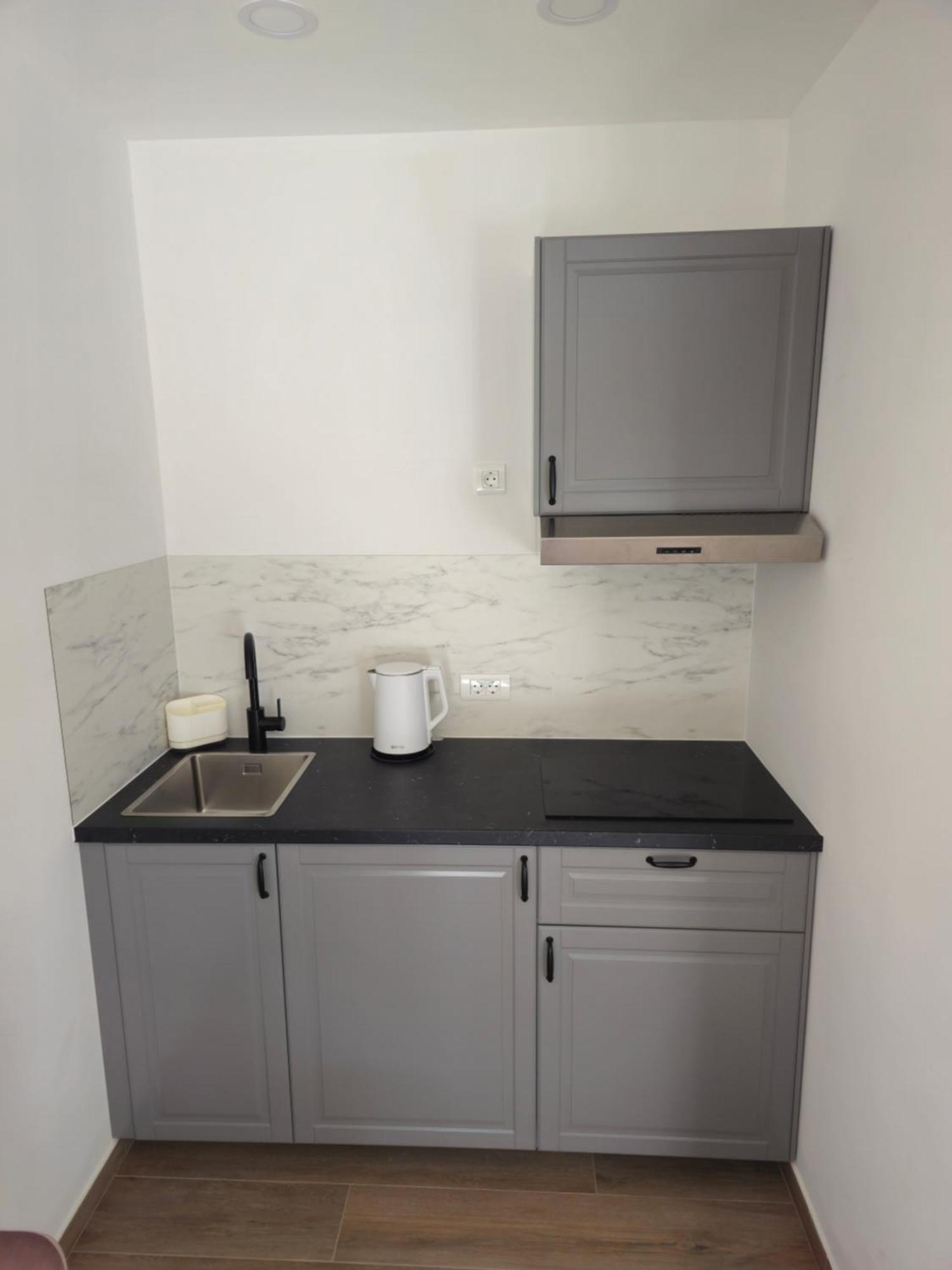 Apartman Marija 巴什卡沃达 外观 照片